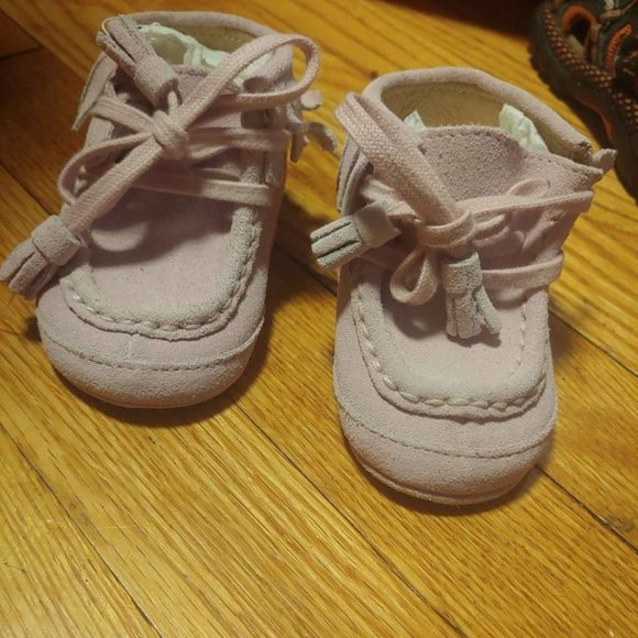 Ralph Lauren Baby Girl Moccasins. NEW Size 2 - Picture 1 of 5